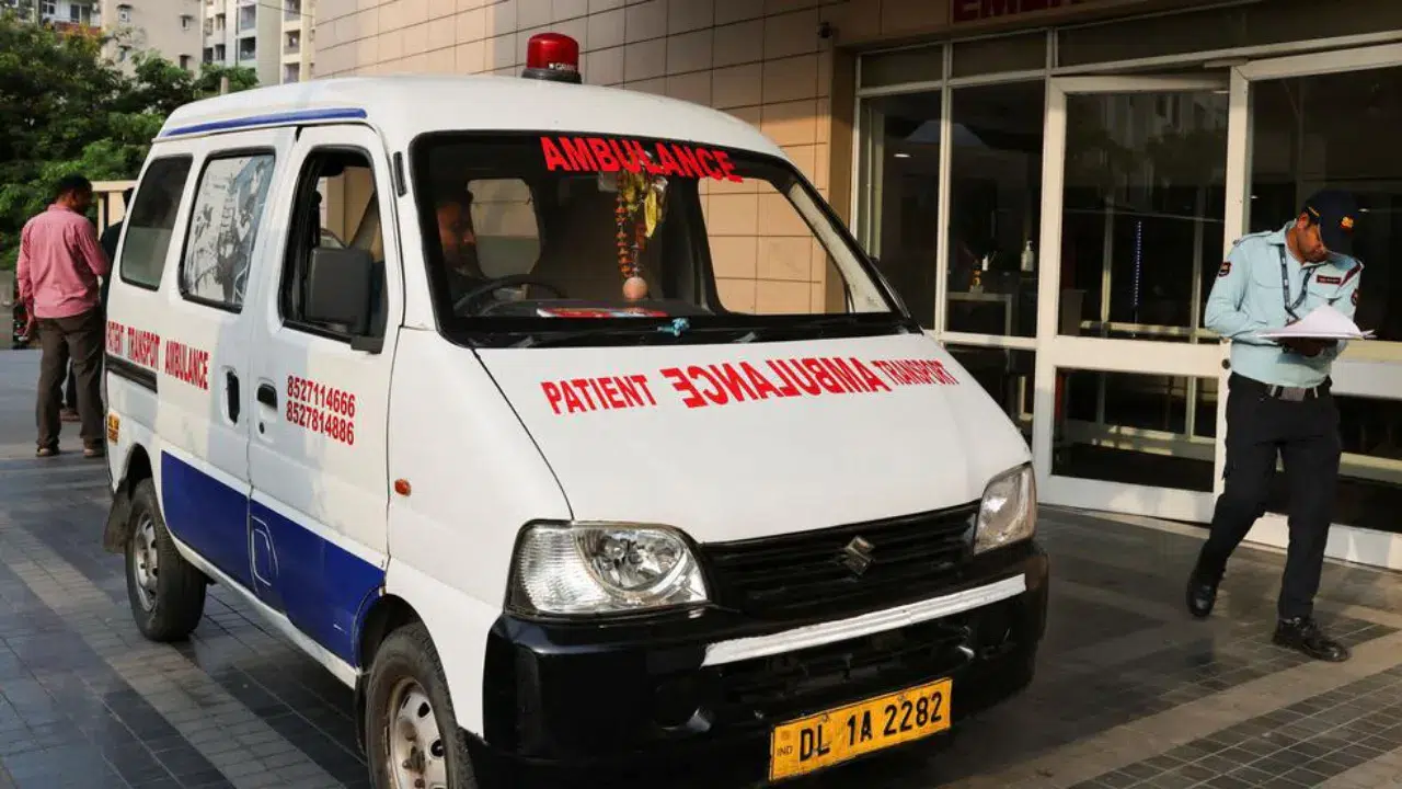 Hindistan'da inşaat sahasında göçük : 7 işçi hayatını kaybetti