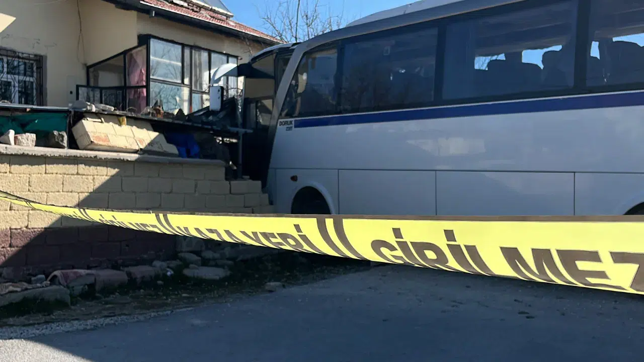 Konya'da kaza : 13 yaşındaki öğrenci hayatını kaybetti