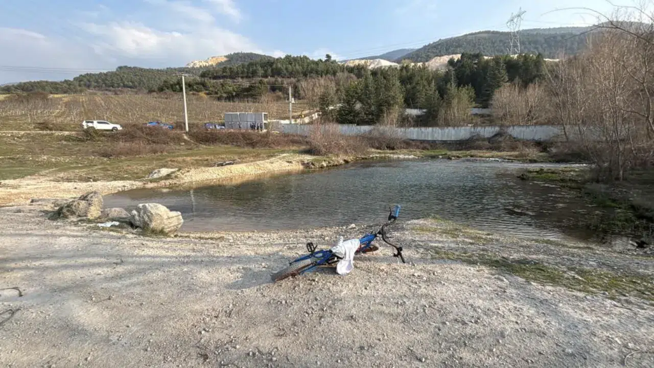 Bolu'da yasaklı gölete giren 13 yaşındaki çocuğun kalbi durdu