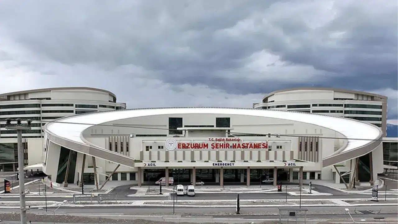 Erzurum Şehir Hastanesi’nde operasyon : 22 kişi gözaltına alındı