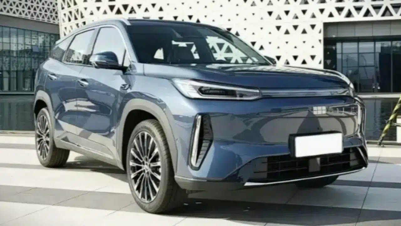 Geely Galaxy M7 Hibrit ve Elektrikli performansıyla tanıtıldı : 1.730 km toplam menzil!