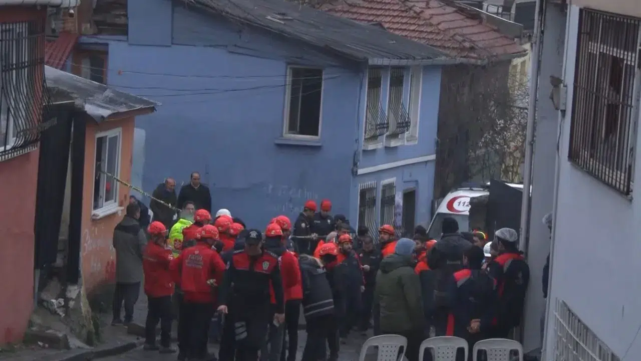 Fatih'teki doğal gaz patlamasının tanıkları konuştu : Patlamayı duyduk, bomba zannettim