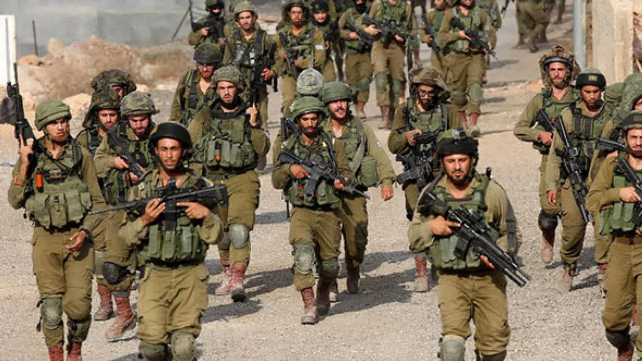 İsrail ordusundan İran ve Lübnan' a saldırı