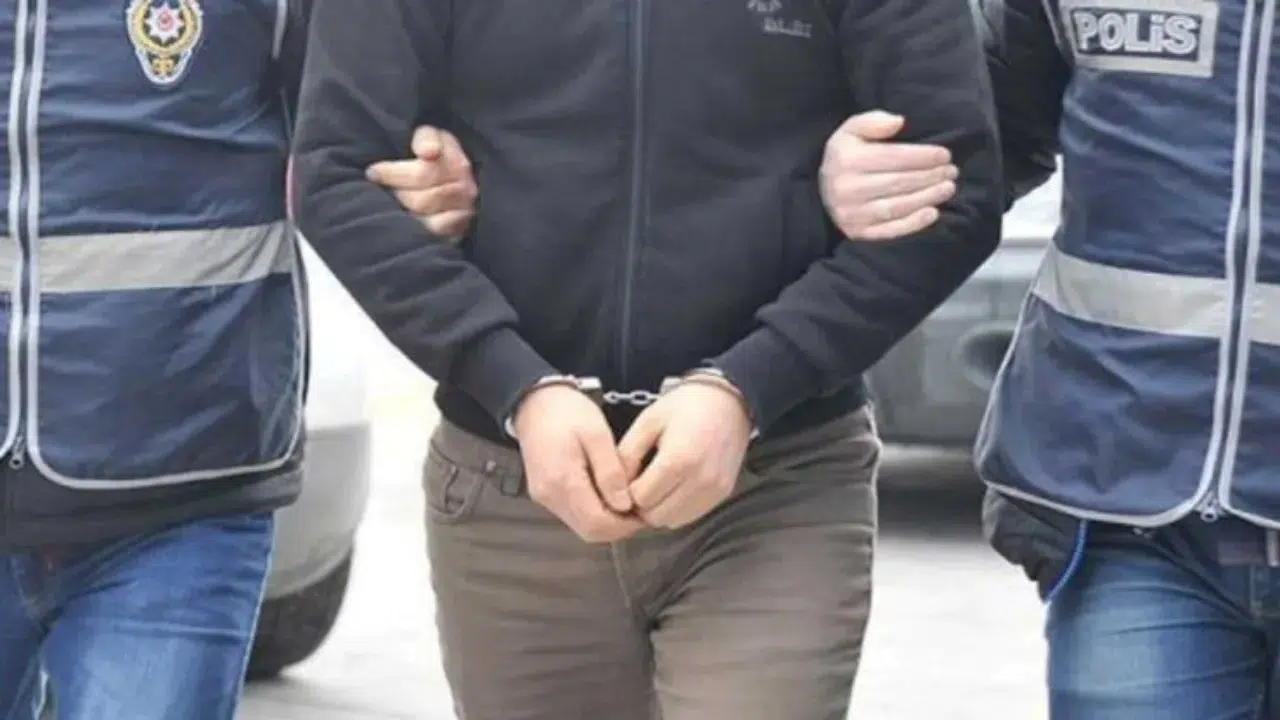 Samsun'da 2 firari hükümlü yakalandı