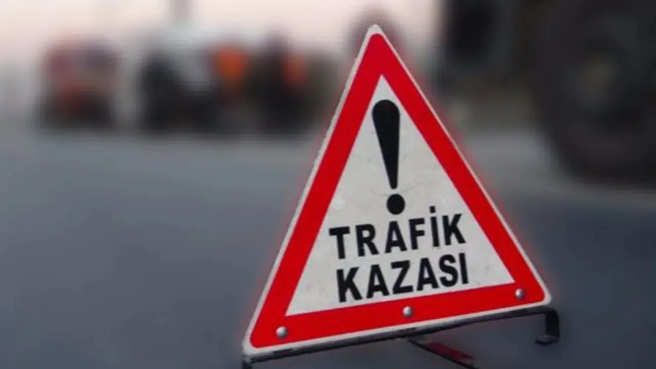 Tokat Zile'de otomobil ile tır çarpıştı : 7 yaralı