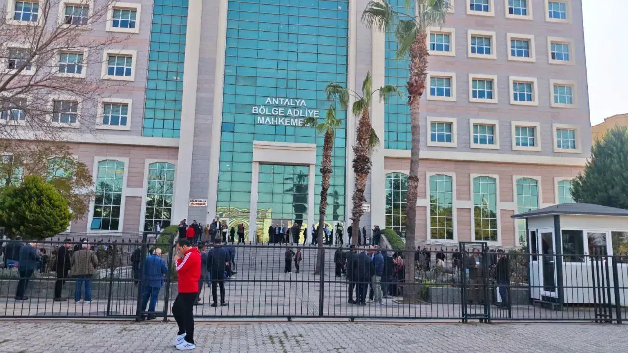 Antalya Büyükşehir Belediyesi davasında savcı mütalaasını açıkladı : Tutukluluk talebi