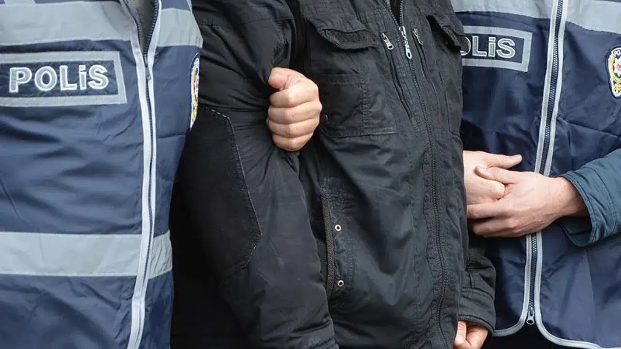 Kırşehir'de uyuşturucu operasyonu : 2 şüpheli tutuklandı