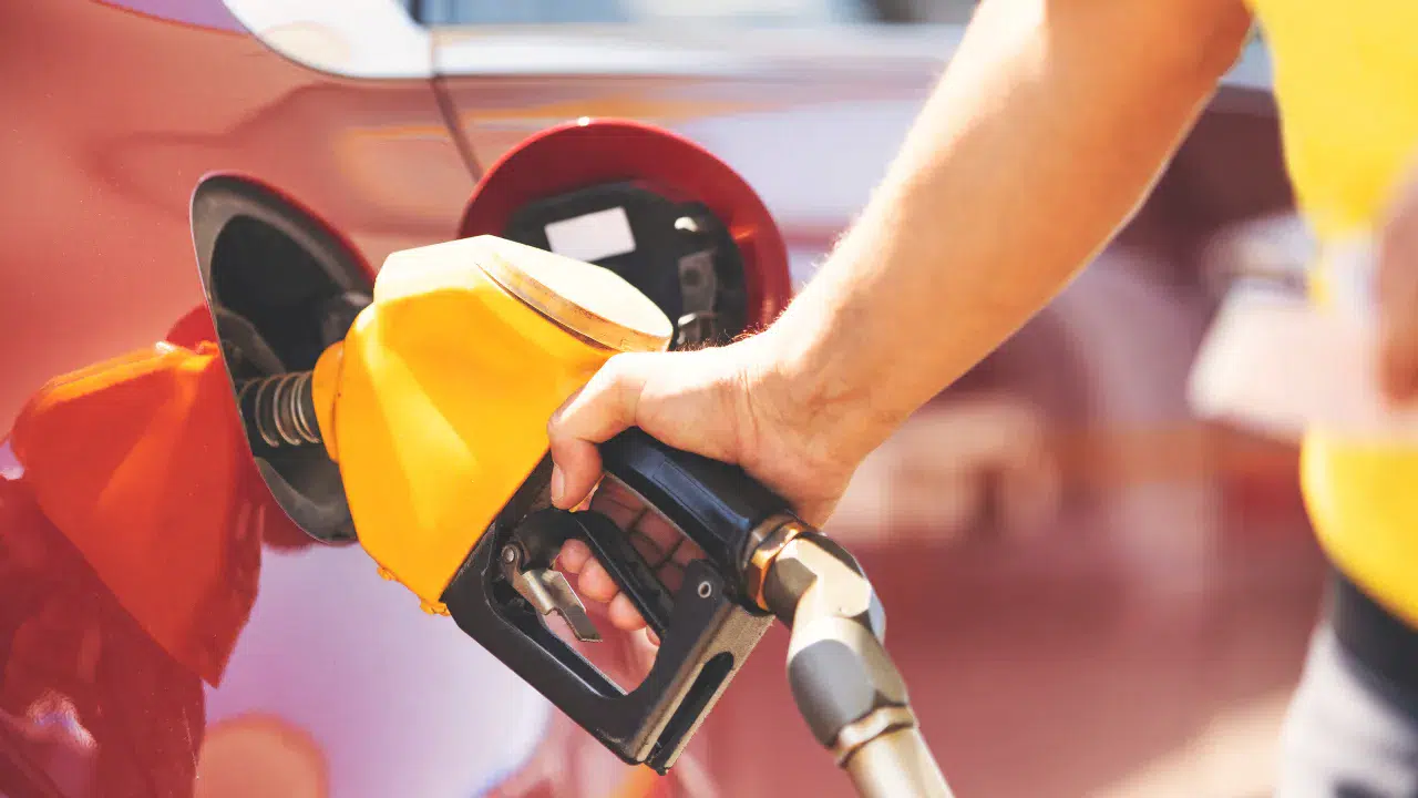 Motorin fiyatlarına zam : Yarından itibaren 80 lira eşiği aşılıyor!