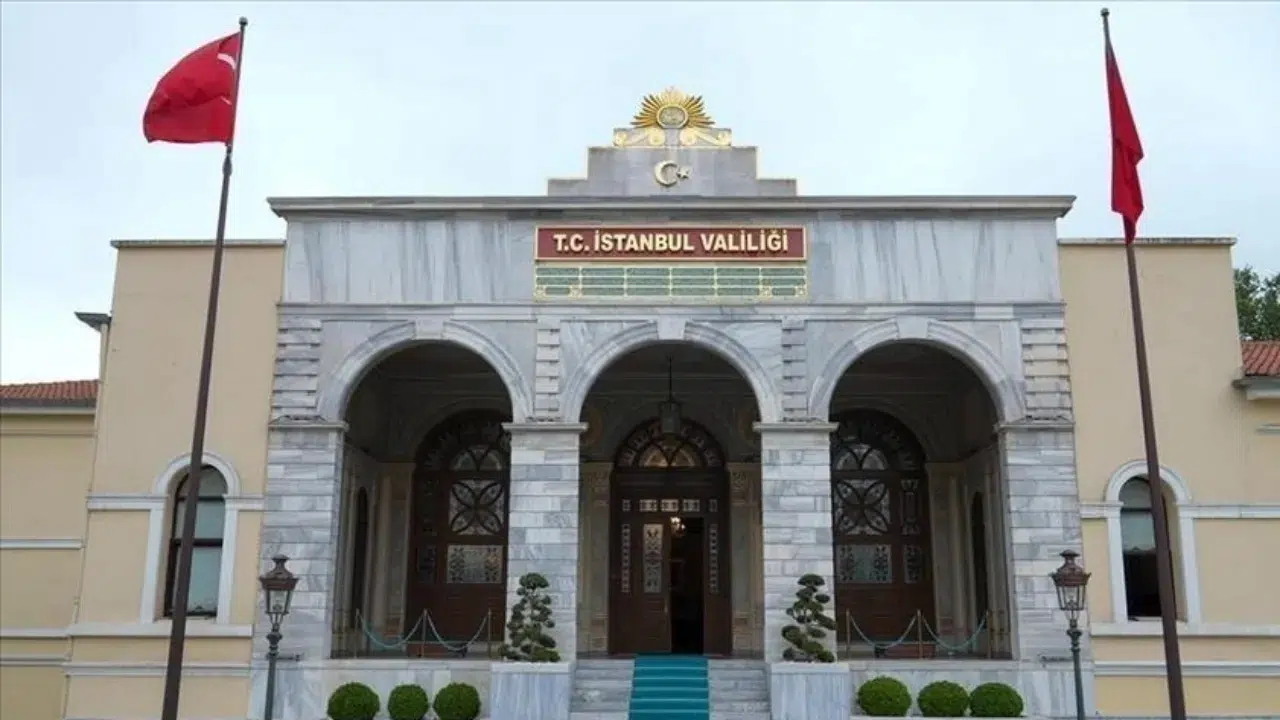 İstanbul Valiliği : 1 polis memurumuz şehit oldu