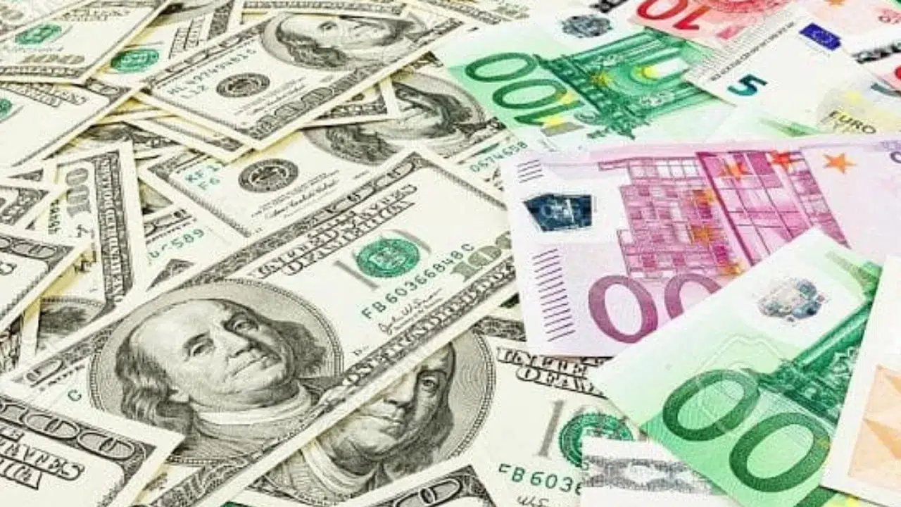 Haftanın ilk iş gününde döviz açılış fiyatları ne kadar?