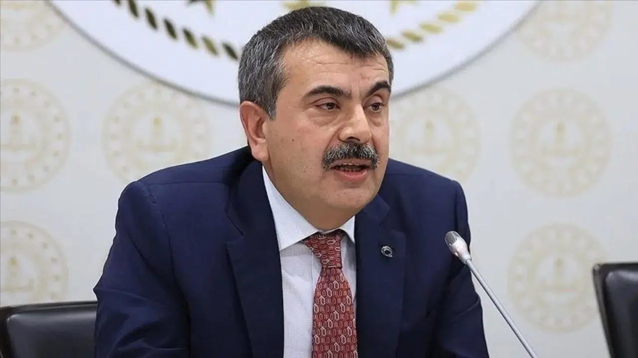 Bakan Tekin : Ülkemizi birlikte daha güzel bir geleceğe taşıyacağız