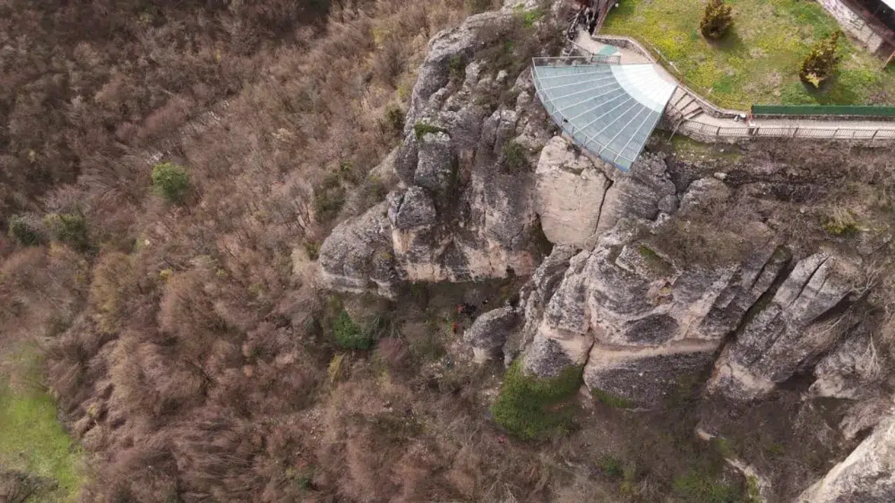 Karabük'te İncekaya Kanyonu'nda intihar vakası : 21 yaşındaki kız öldü