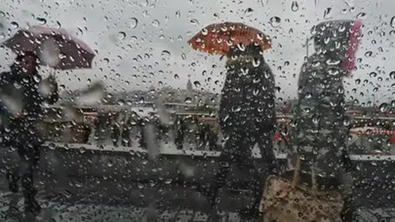 Hafta sonu hava nasıl olacak? Baharı beklerken kış geri dönüyor! Meteoroloji'den İstanbul dahil 12 il için sarı kodlu uyarı