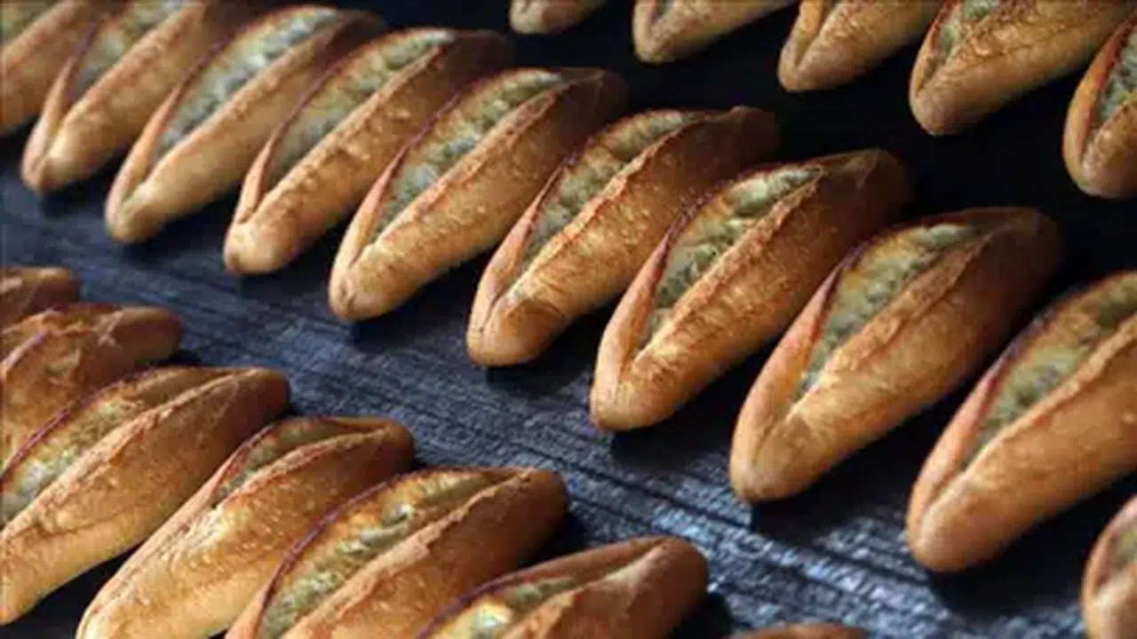 İzmir'de ekmeğe zam geldi : Ekmek kaç para oldu? İşte yeni fiyat listesi