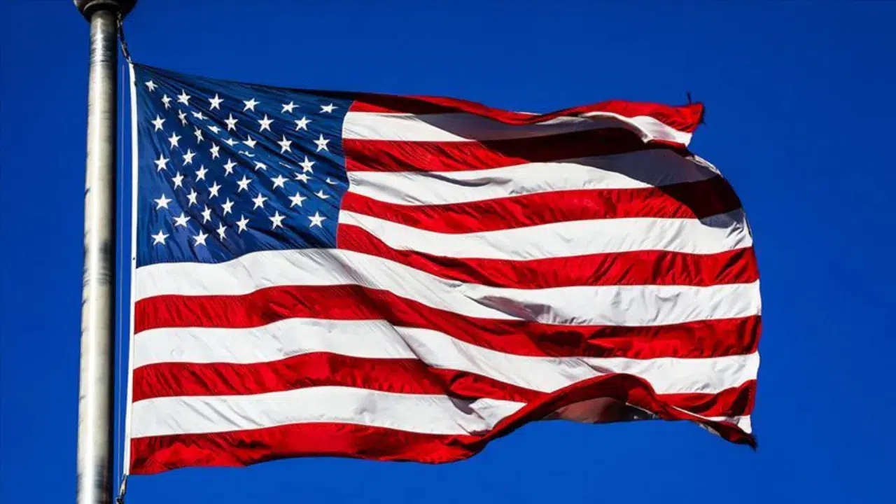 İran gerilimi Körfez’e yayıldı: ABD vatandaşlarına kritik çağrı