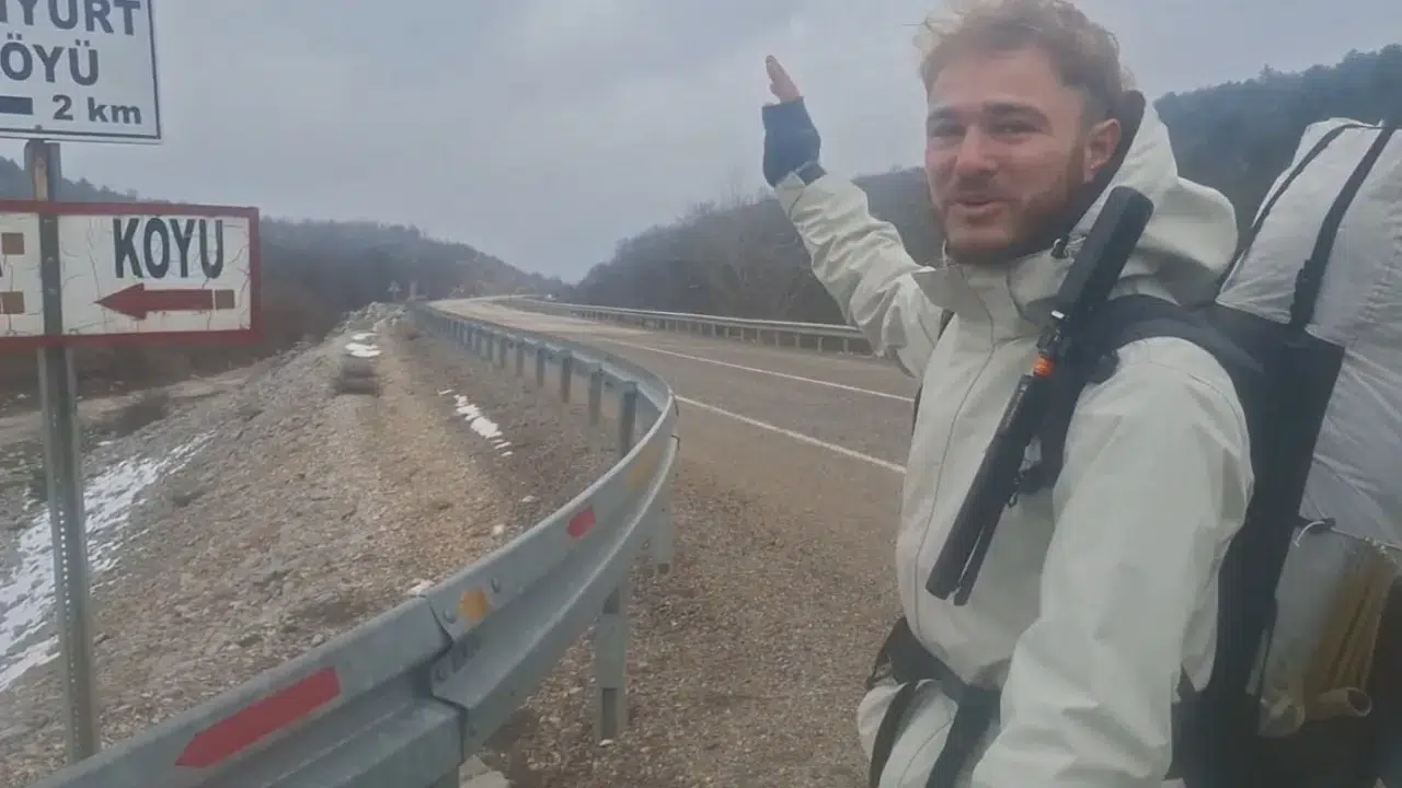 Bir gezgin : Yürüyüşe Almanya’dan başladım, Japonya’ya kadar yürüyeceğim