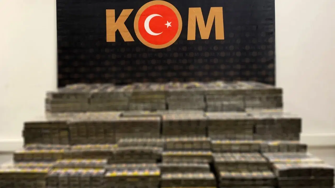 Mardin'de kaçakçılık operasyonu : 11 bin 780 paket kaçak sigara yakalandı