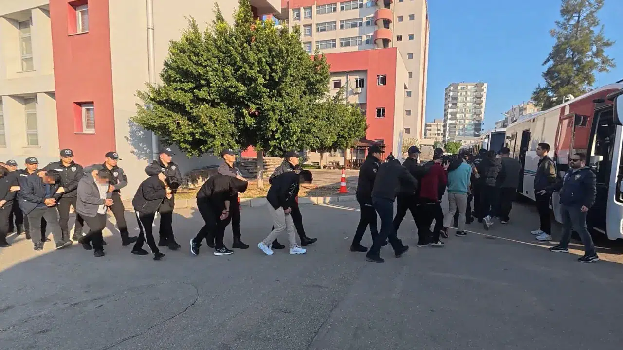 Adana merkezli 22 ilde yasa dışı bahis operasyonu : 86 tutuklama