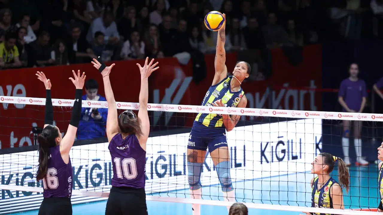 Vodafone Sultanlar Ligi'nde dev randevu : Finalistlerin belli olacağı Play-Off 2. maçları yarın!