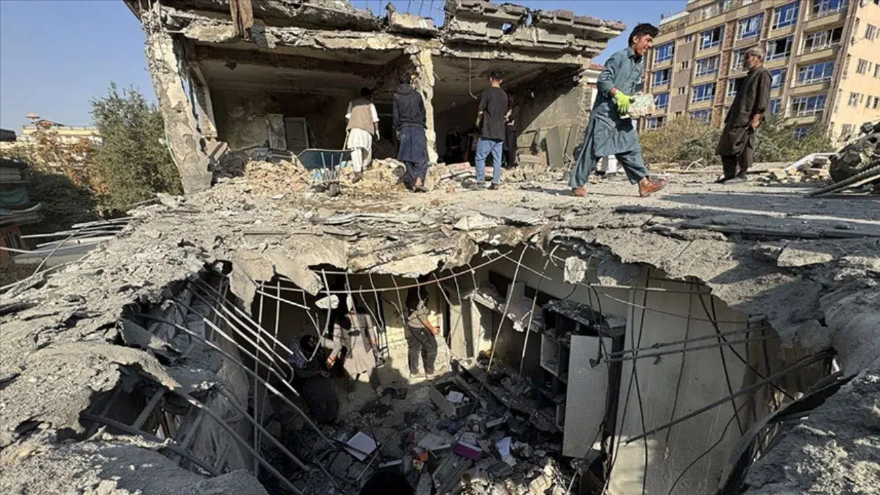 Pakistan'da maden sahasına kanlı saldırı : Çok sayıda kişi hayatını kaybetti