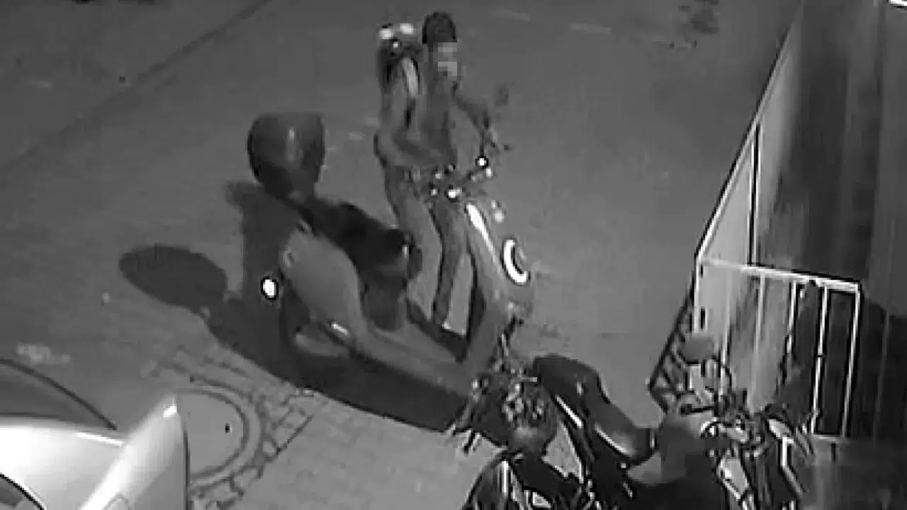 Adana Seyhan'da 5 araç çalan şüpheli tutuklandı : Görüntülerdeki kişi bana benziyor ama değilim