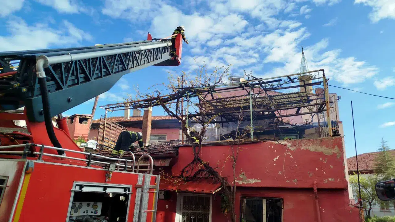 Burdur'da müstakil evde korkutan yangın