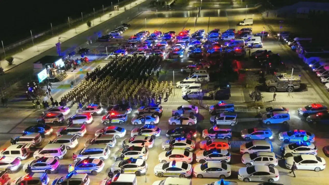 Trabzon merkezli 5 ilde uyuşturucu operasyonu : 76 kişi tutuklandı