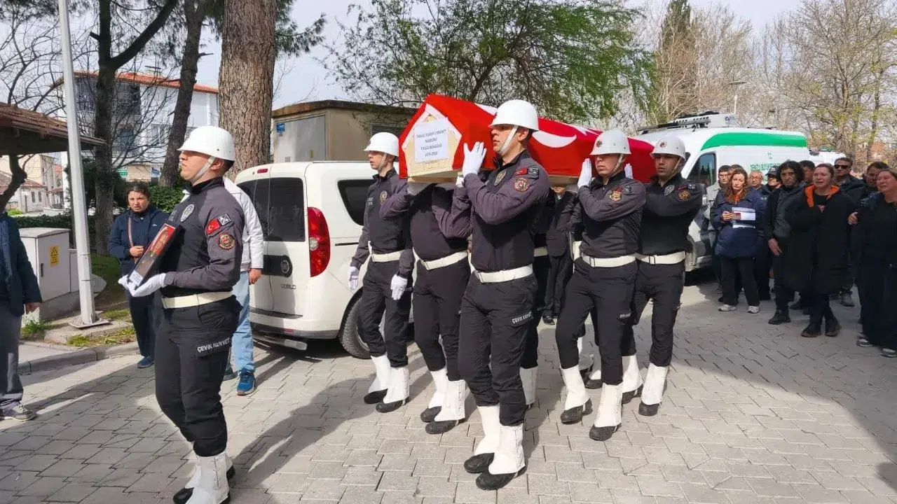 Emniyet teşkilatının acı kaybı : Emekli müdür spor yaparken hayatını kaybetti