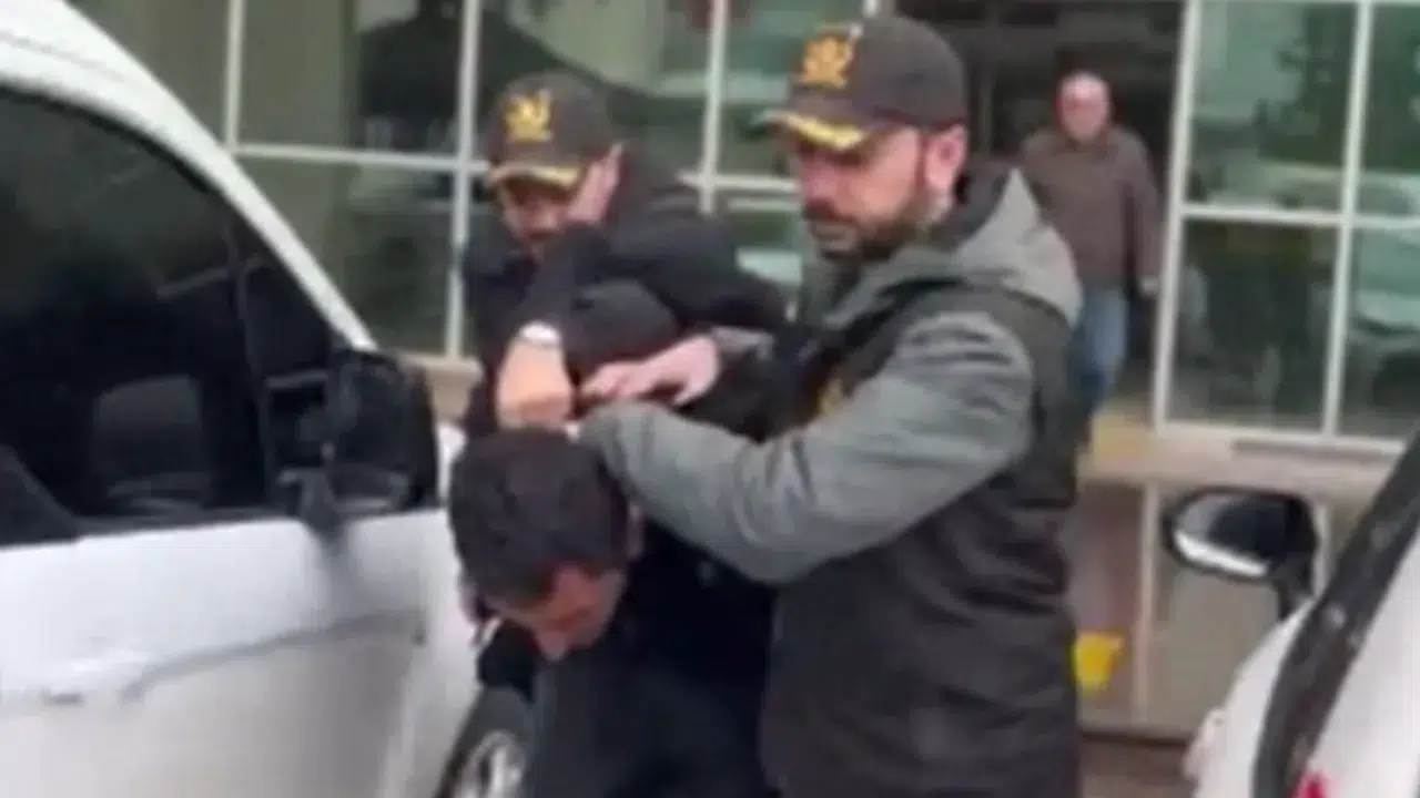 Çankırı’da okul ve cami hırsızı yakalandı : 36 suç kaydı olan şüpheli tutuklandı