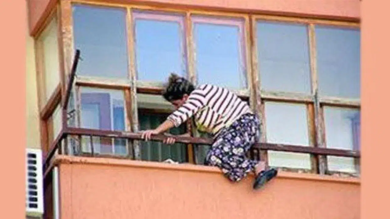 Eskişehir'de temizlik yaparken düşen kadın yaralandı