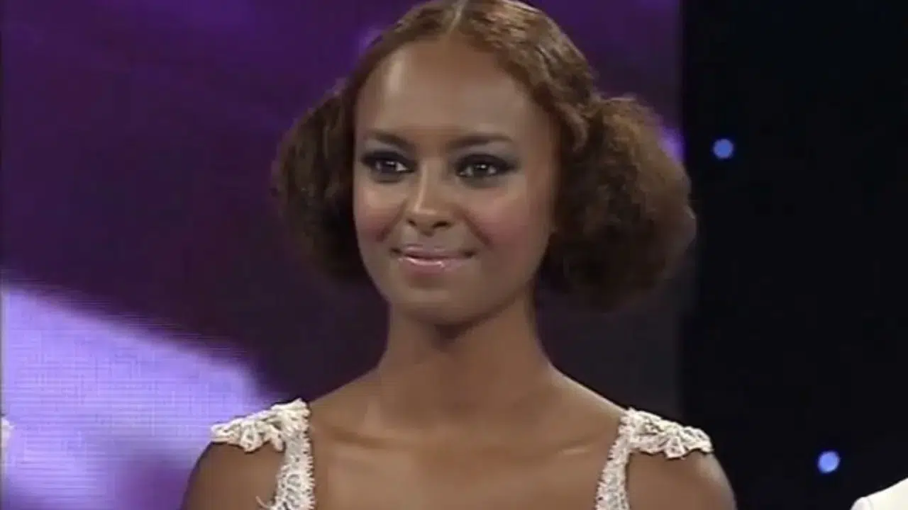 Tuğçe Karas Kimdir, Eşi Uğur Karas ile Ne Zaman Evlendi ve Hayatı Hakkında Bilgiler Neler?