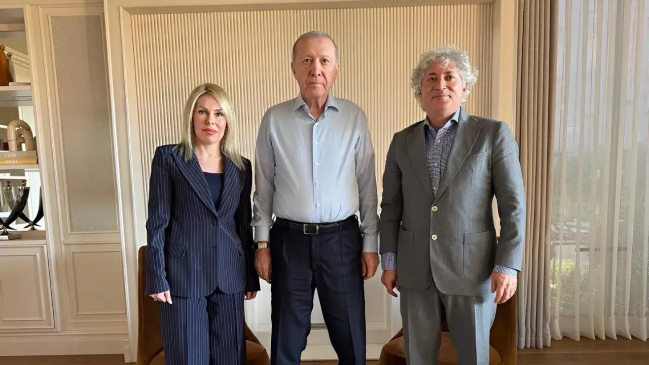 Cumhurbaşkanı Erdoğan'a Akdeniz Üniversitesi'nin CAR-T merkezi hakkında bilgi verildi