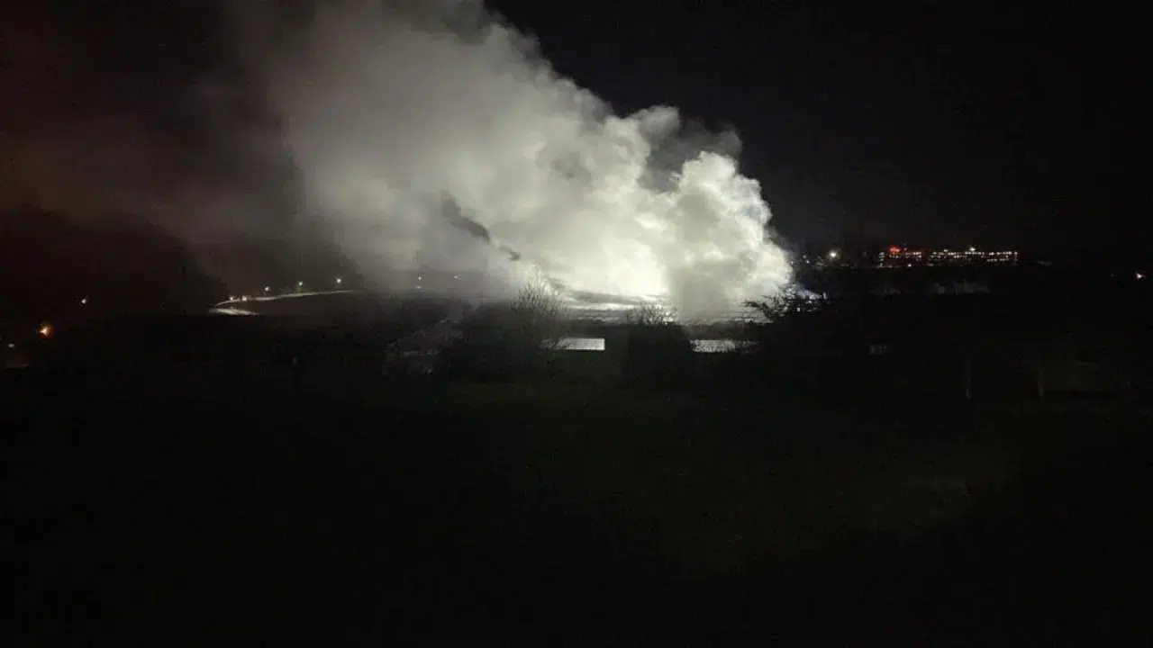 Bolu'da bir inşaat deposunda yangın çıktı