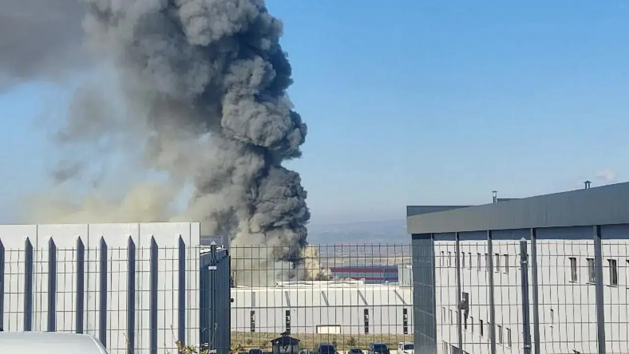 Ankara'da fabrikada yangın çıktı