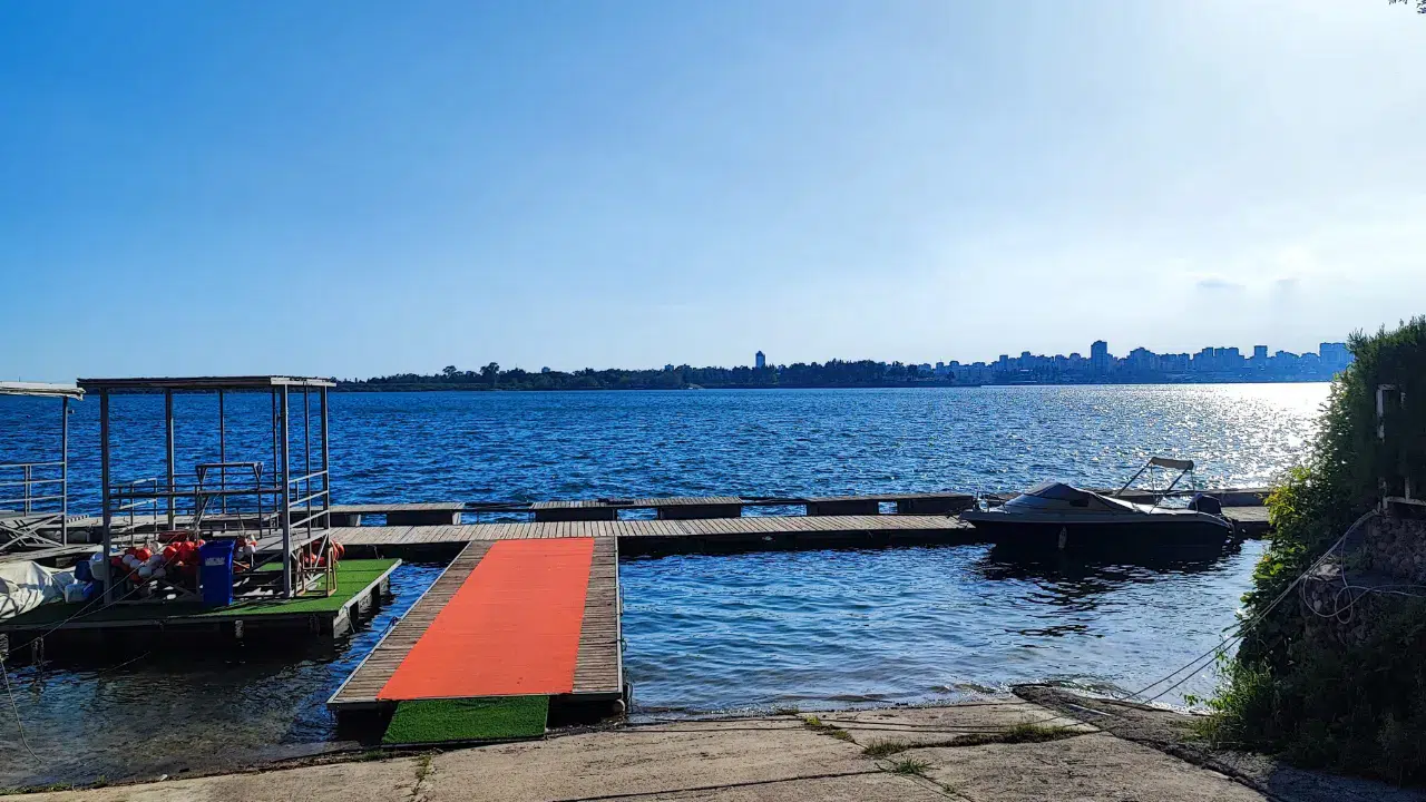 Adana’da baraj gölünde boğulma tehlikesi geçiren genç hastanede öldü