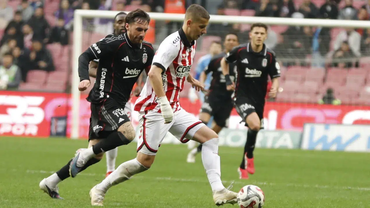 Samsunspor, Beşiktaş'ı 2-1 mağlup etti