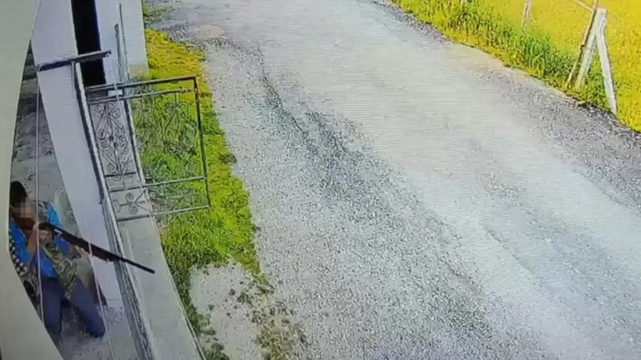 Malatya'da bir şahıs, av tüfeği ile komşusuna ateş açtı