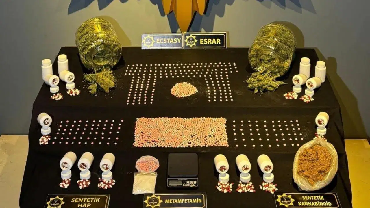 Malatya’da sokak satıcılarına operasyon: 5 şüpheli tutuklandı