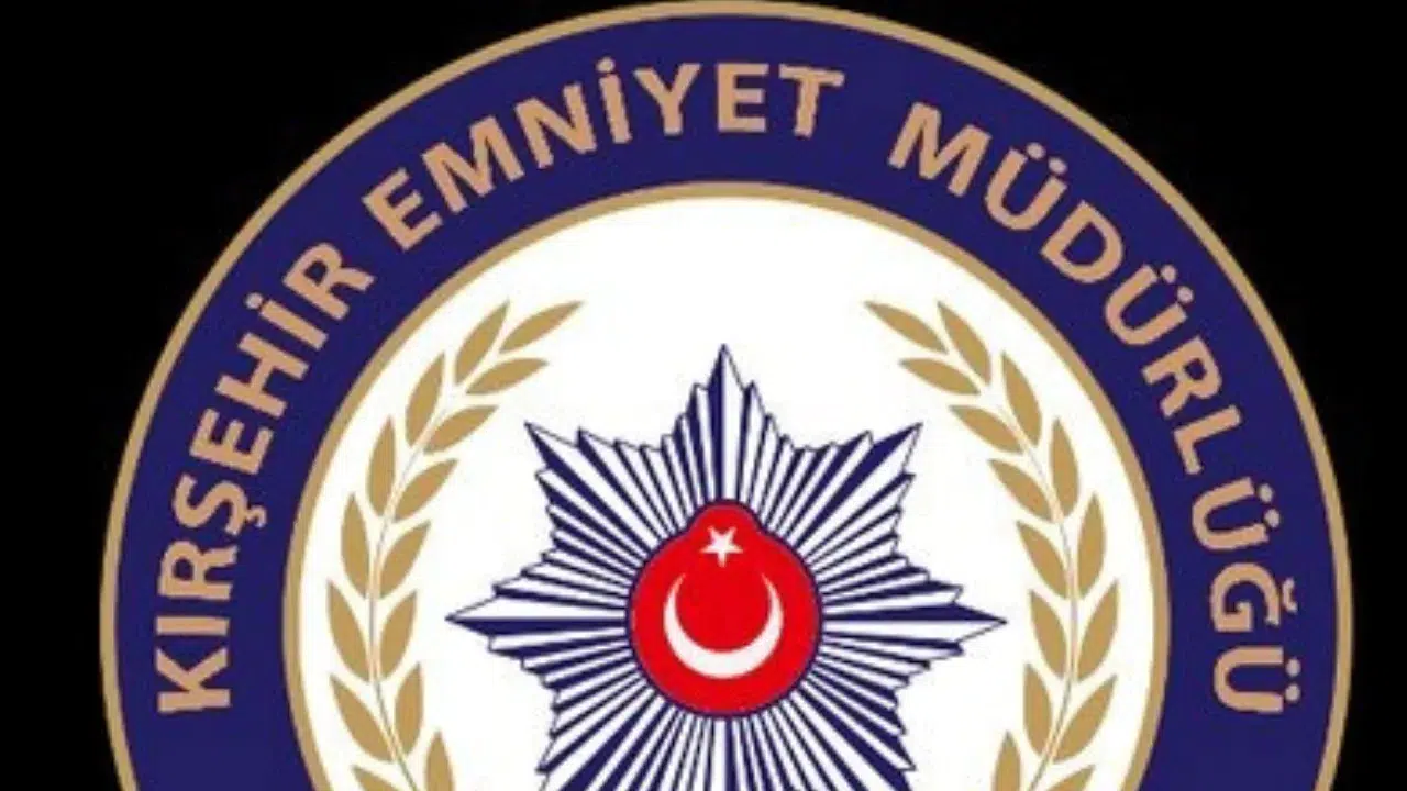 Kırşehir'de sosyal medyadan tehdit mesajları paylaşan 3 kişi gözaltına alındı