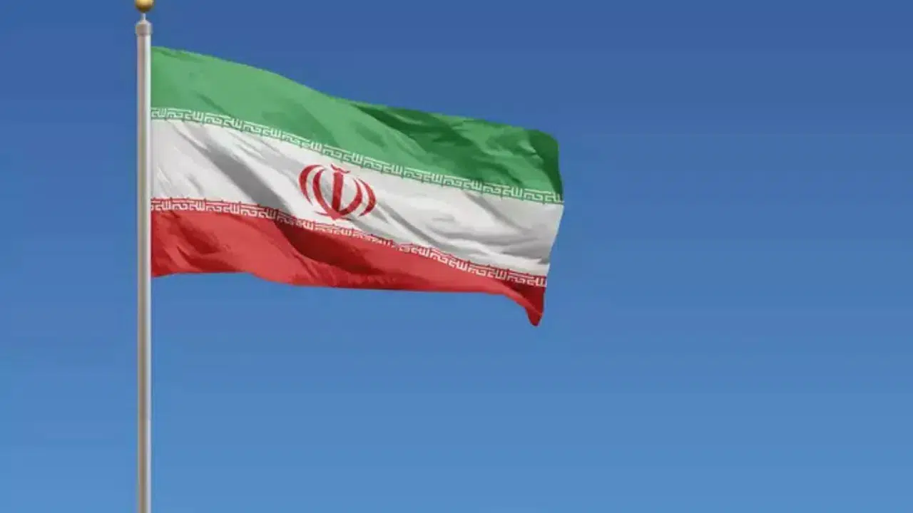 İran Eğitim Bakanlığı : Saldırılarda 245 öğrenci ve 58 öğretmen hayatını kaybetti