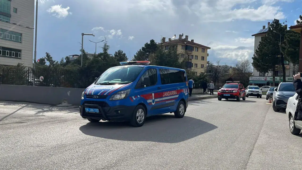 Bolu Belediyesi'ne operasyon :  Başkan yardımcısı ve meclis üyesi tutuklandı
