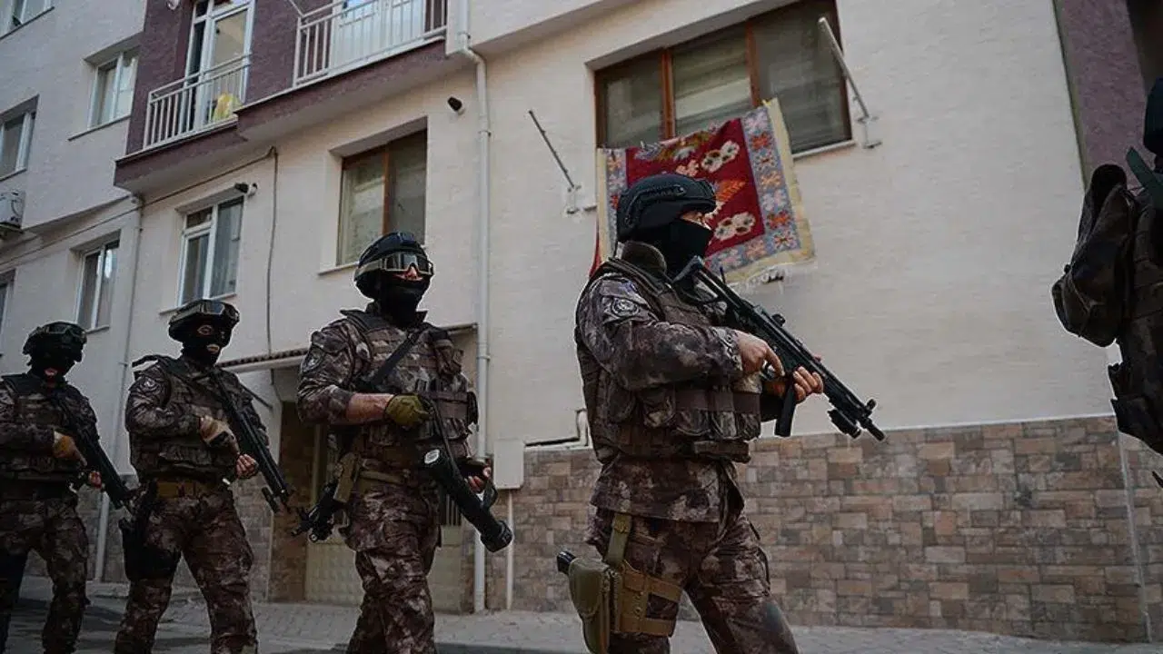 Osmaniye'de DEAŞ operasyonu : 6 Suriyeli gözaltına alındı