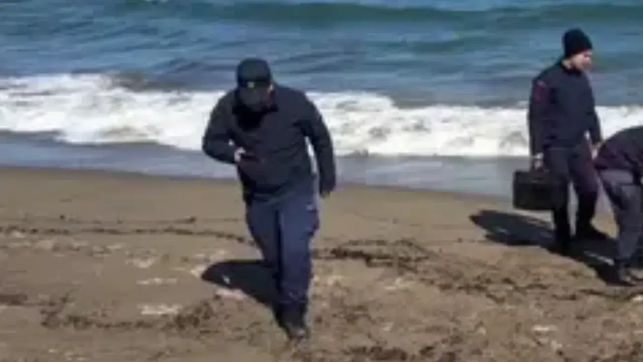 Karasu'da İHA benzeri şüpheli cisim SAS Timi tarafından imha edildi