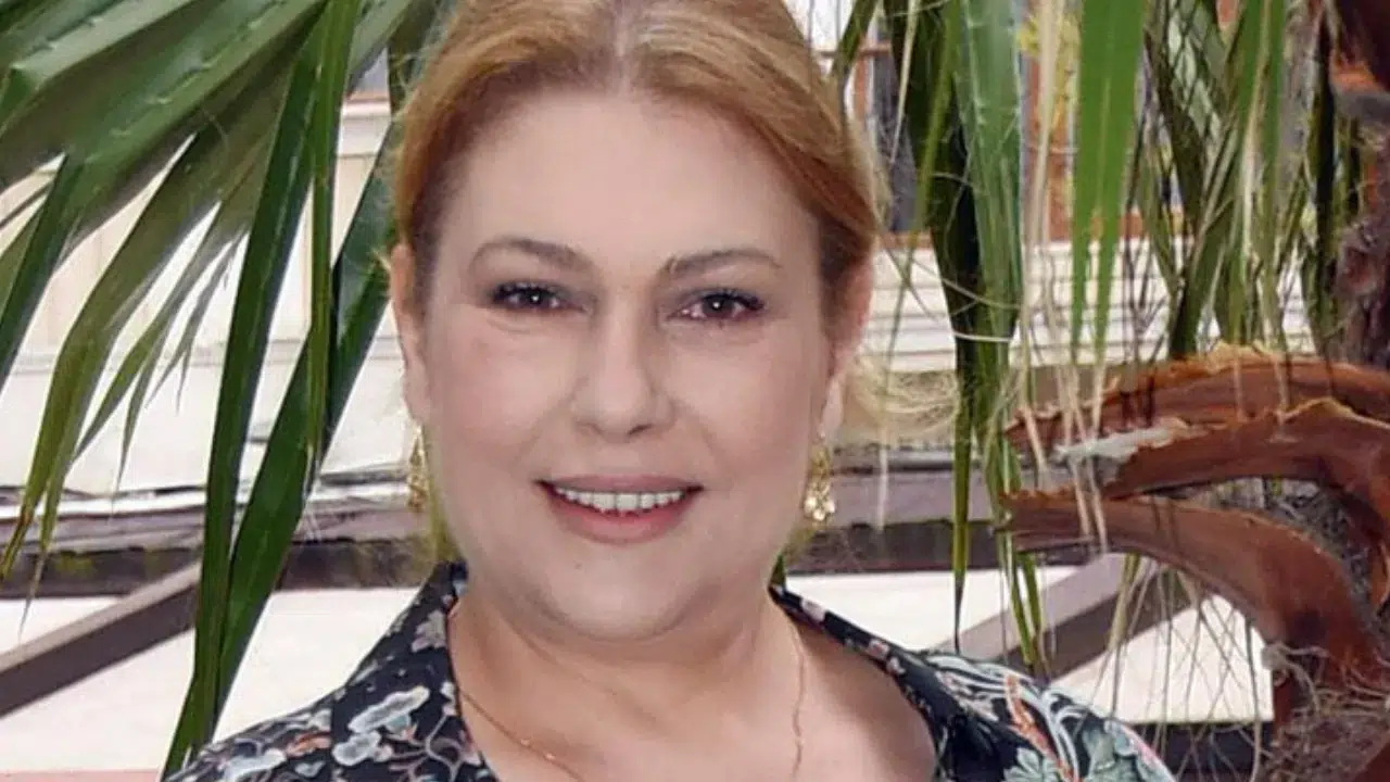 Eşref Rüya’nın Gülümser’i: Zeynep Erolat kimdir, rolü ne?