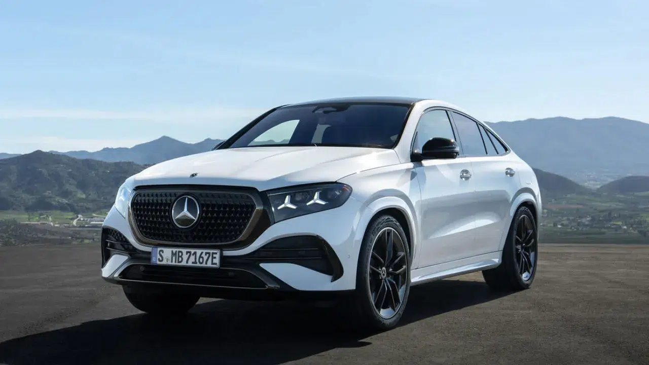 Yeni Mercedes-Benz GLE ve GLE Coupe tanıtıldı : 577 beygirlik hibrit AMG ve Superscreen ekran!