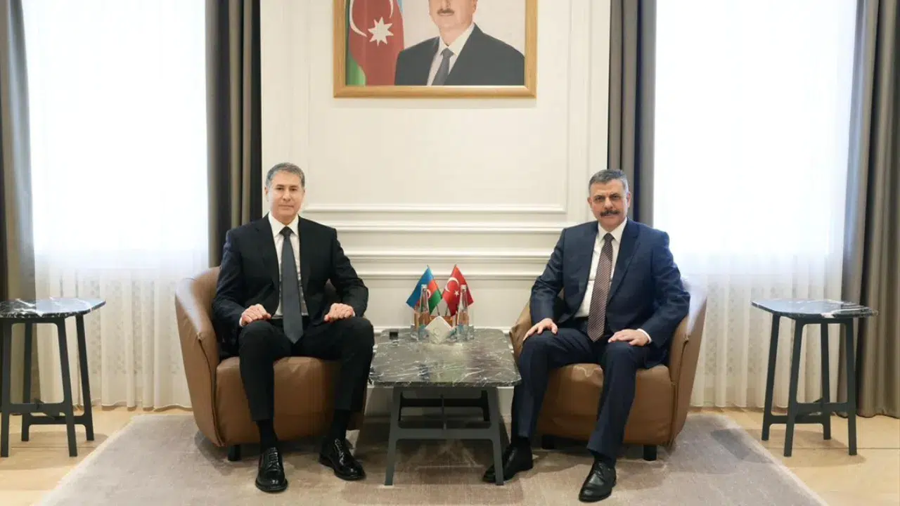 İçişleri Bakanı Çiftçi, Azerbaycan İçişleri Bakanı Eyvazov ile bir araya geldi