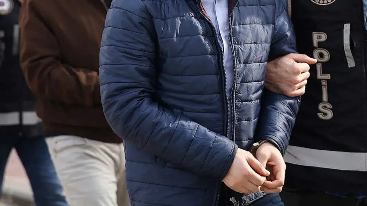 Malatya'da uyuşturucu operasyonu : 5 kişi yakalandı