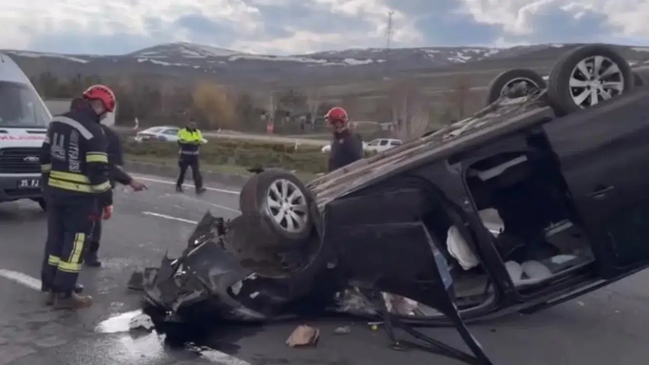 Erzurum - Pasinler kara yolunda kaza : 4 kişi yaralandı