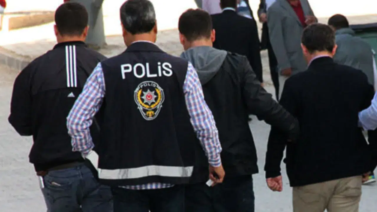 Samsun'da bir barda hesap kavgası : Önce kurşunladılar sonra özür dileyip polise teslim oldular