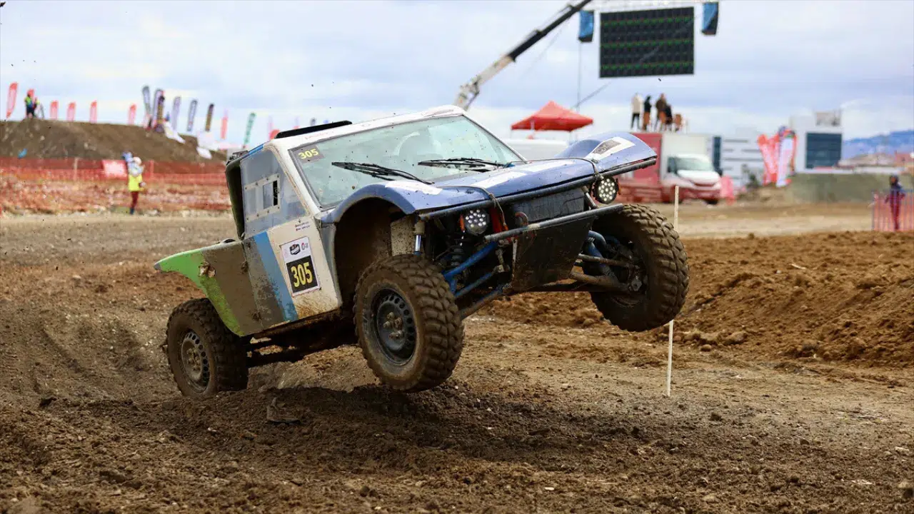 Türkiye Off-Road Şampiyonası'nın ilk ayak yarışları tamamlandı
